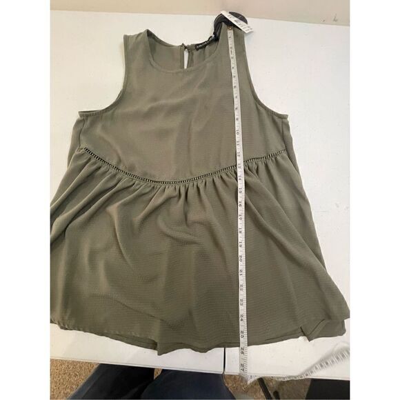Harlowe & Graham women’s sleeveless blouse army green small NWT - Picture 5 of 9